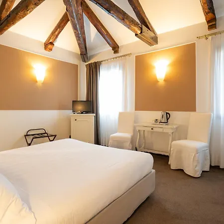 Corte Rossa 3* Venedig