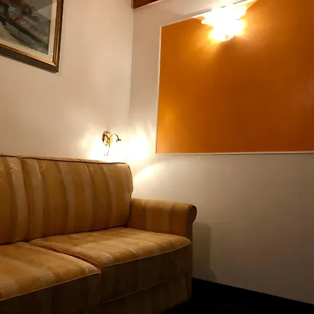 アッラ コルテ ロッサ ベッド・アンド・ブレックファスト ヴェネツィア