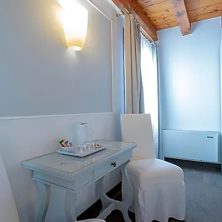Corte Rossa 3* Βενετία