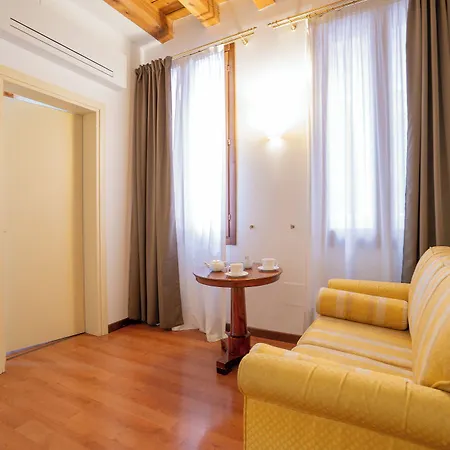 Corte Rossa 3* Βενετία