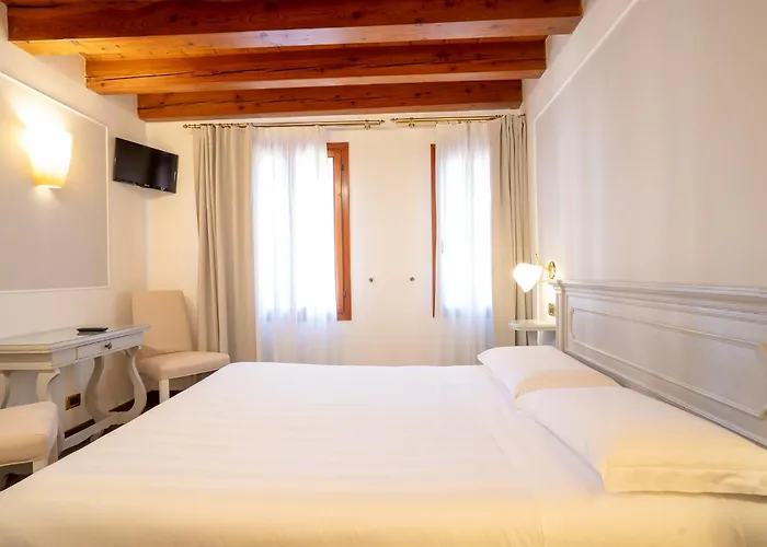 Corte Rossa 3* Venetië