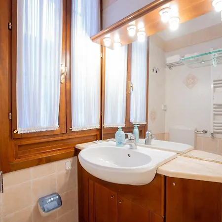 Bed & Breakfast Corte Rossa 3*